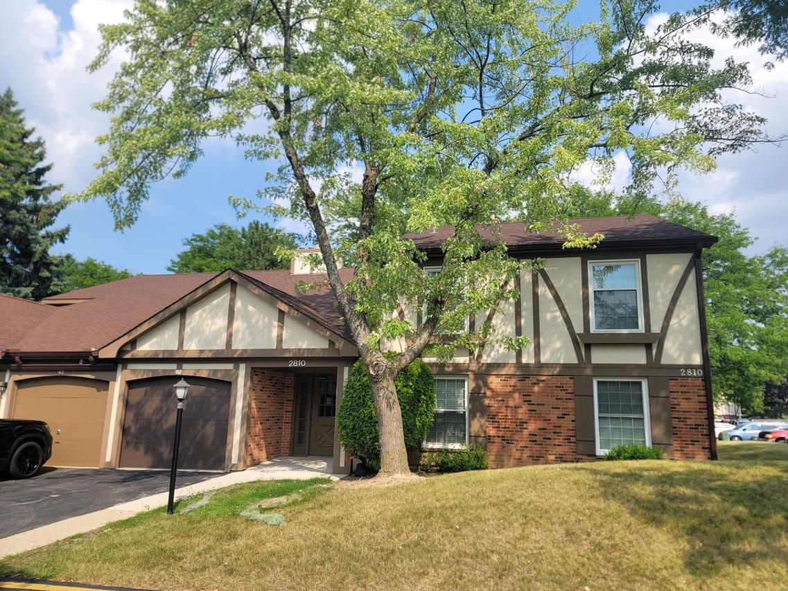2810 Northampton Dr. #A2, Rolling Meadows, IL 60008