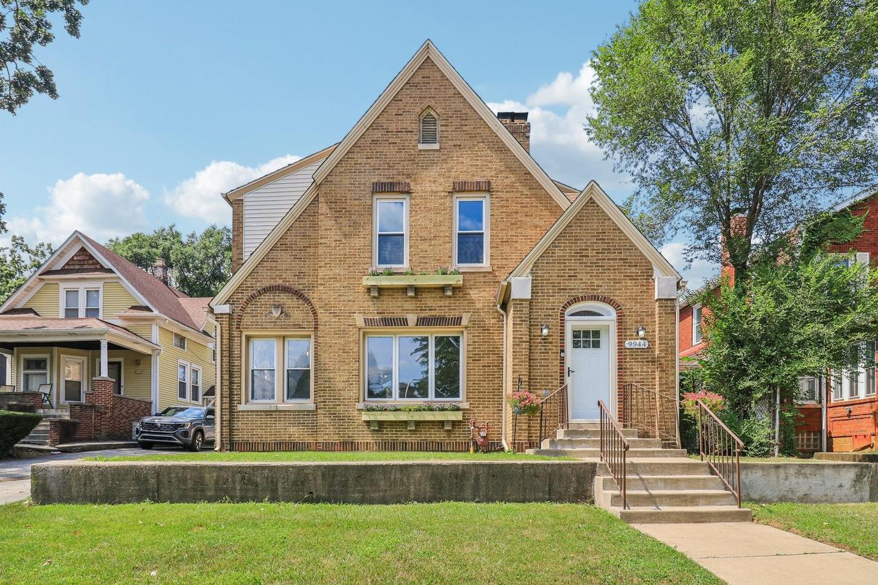 9944 S Prospect Ave., Chicago, IL 60643