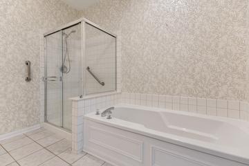 34 Twickenham Ct., Algonquin, IL 60102