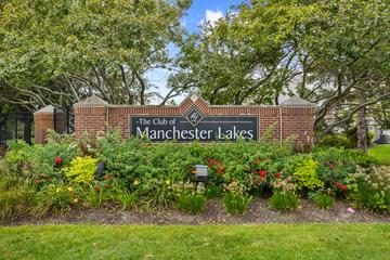 34 Twickenham Ct., Algonquin, IL 60102