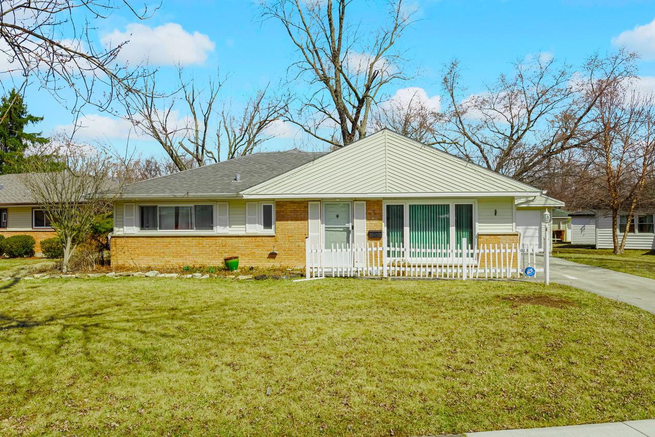 4 Well Ct., Park Forest, IL 60466