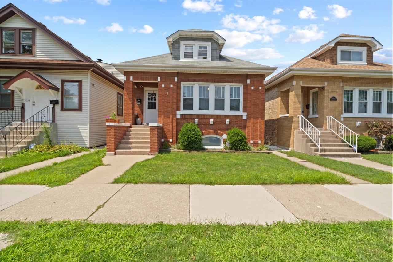 3036 N Luna Ave., Chicago, IL 60641