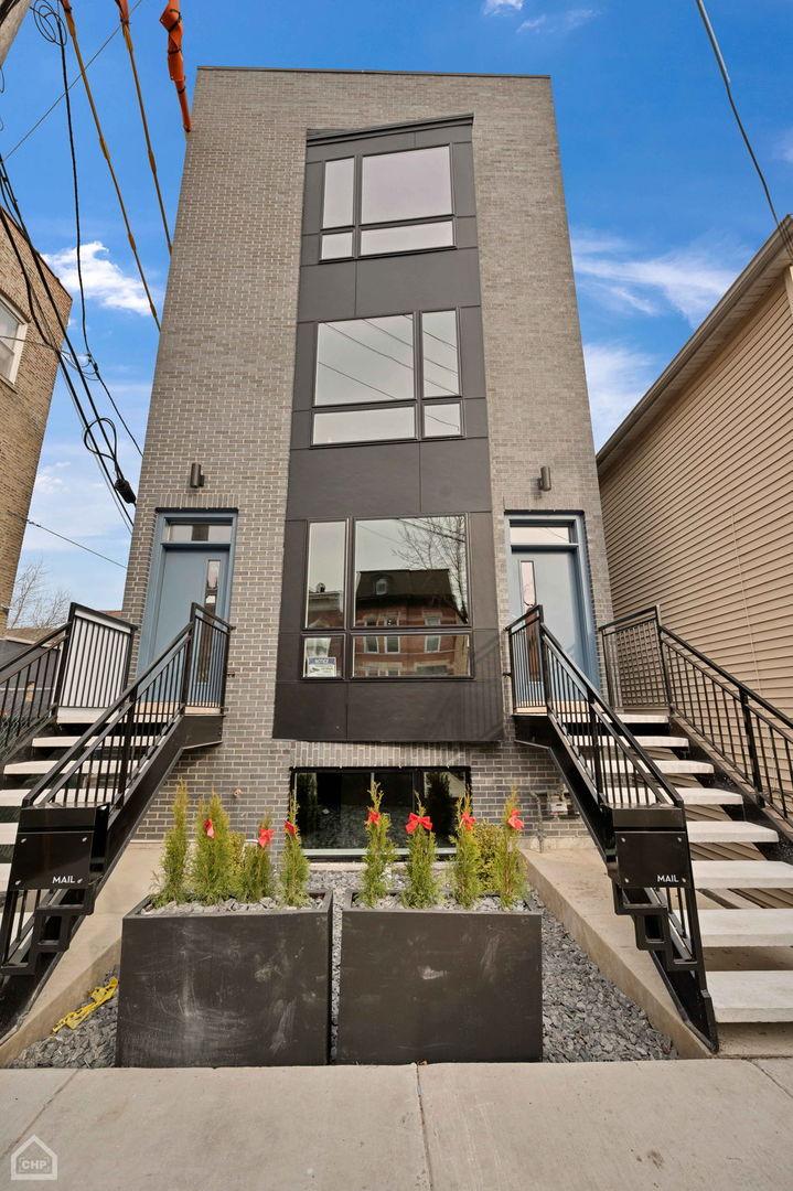 1024 W 19th St. #1, Chicago, IL 60608