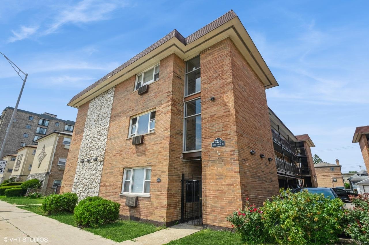2330 N Harlem Ave. #2D, Elmwood Park, IL 60707