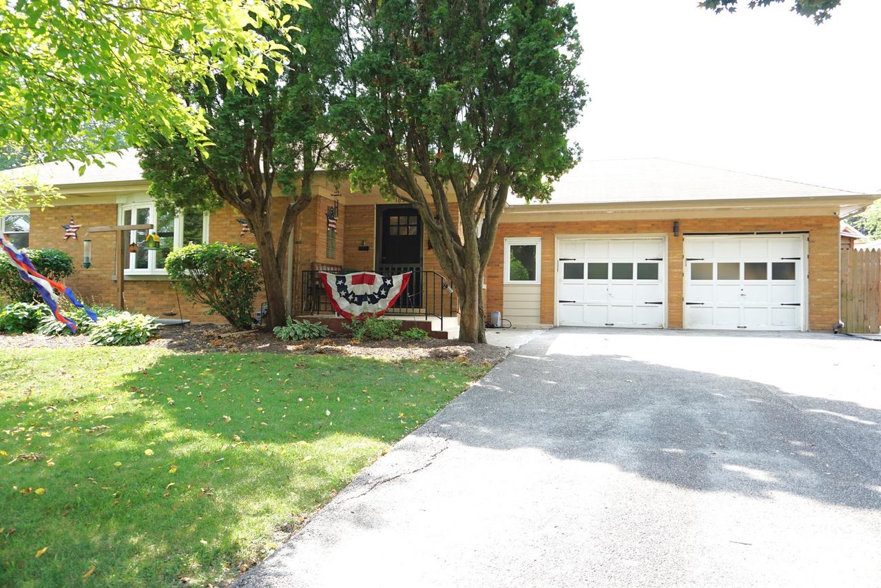 162 N Schubert St., Palatine, IL 60067