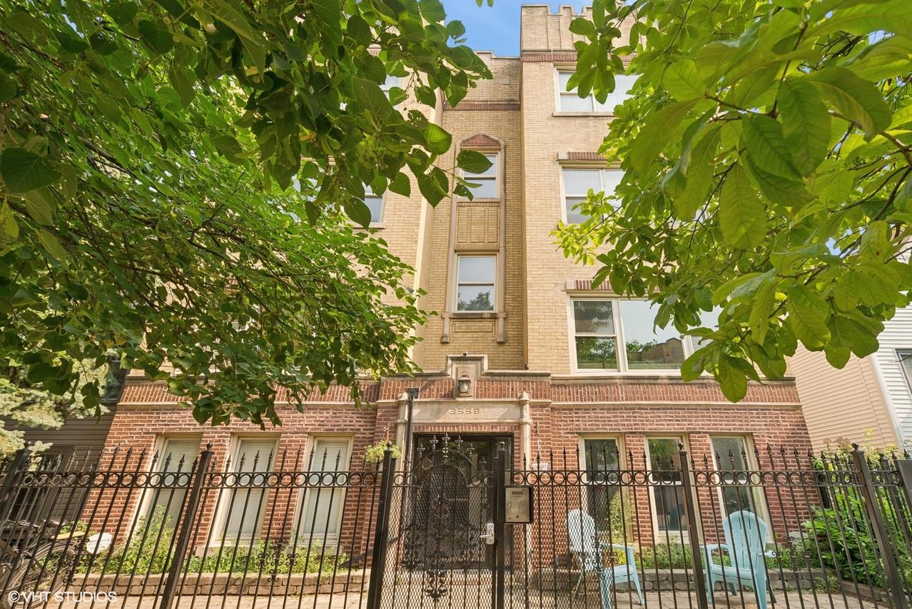 3558 W Shakespeare Ave. #GE, Chicago, IL 60647