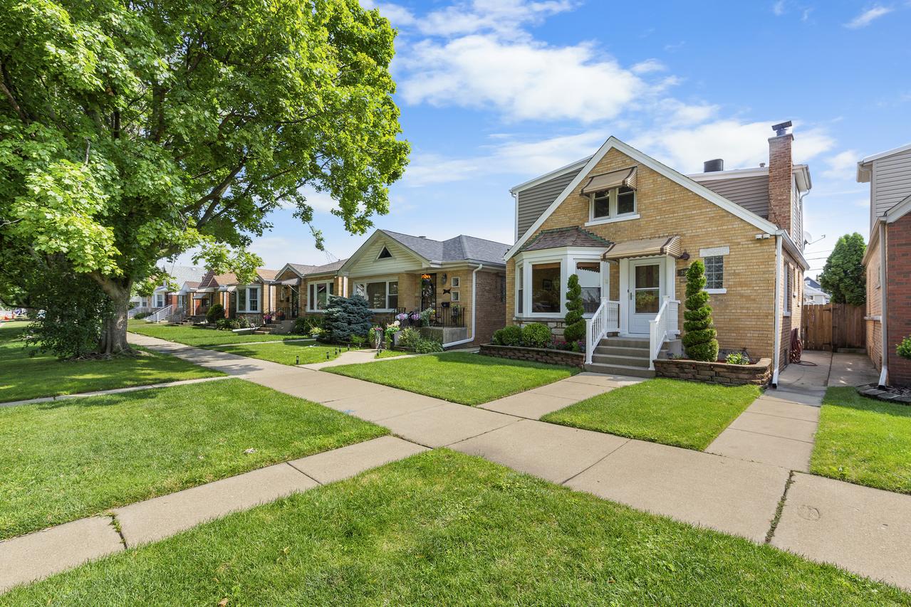 3919 N Oriole Ave., Chicago, IL 60634