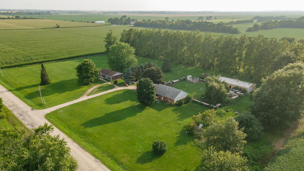 5815 Johnson Rd., Marengo, IL 60152