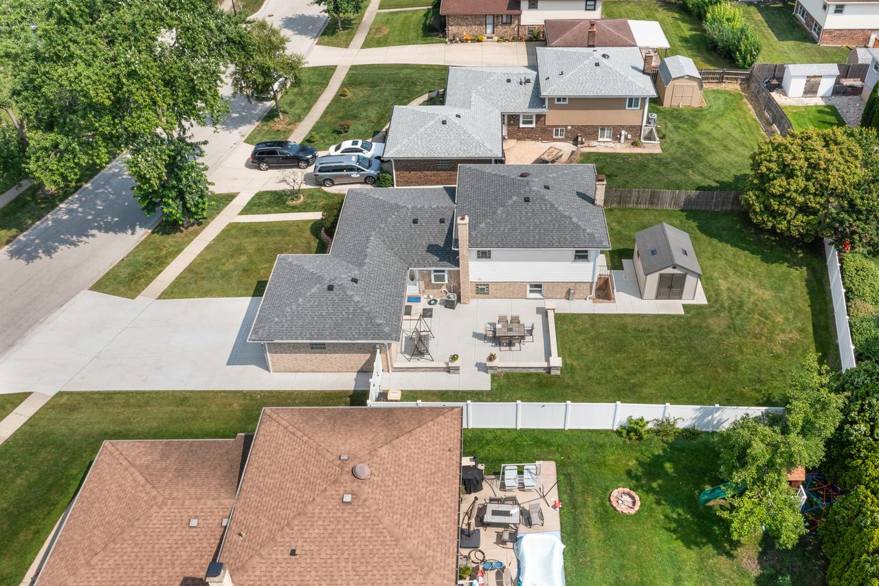 865 Love St., Elk Grove Village, IL 60007