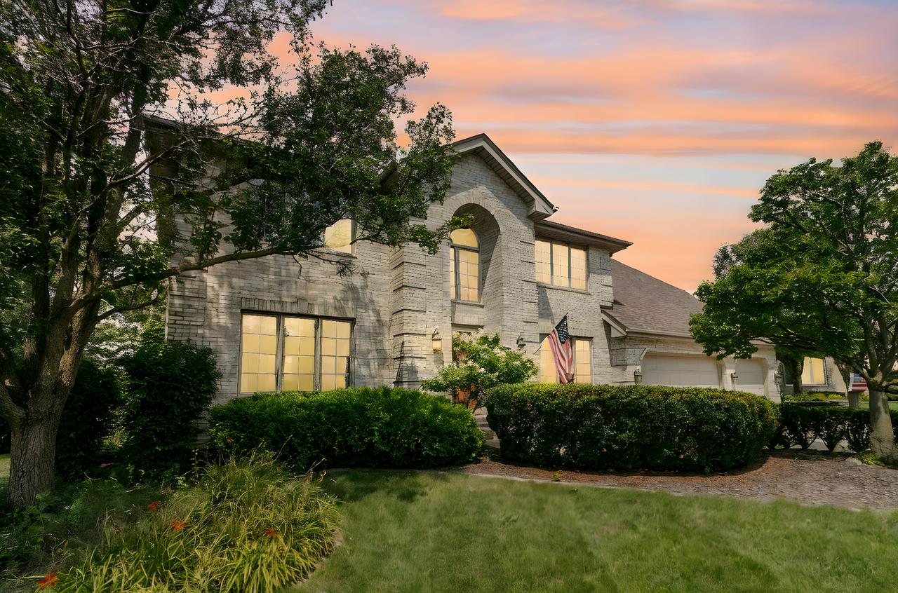17116 Dooneen Ave., Tinley Park, IL 60477