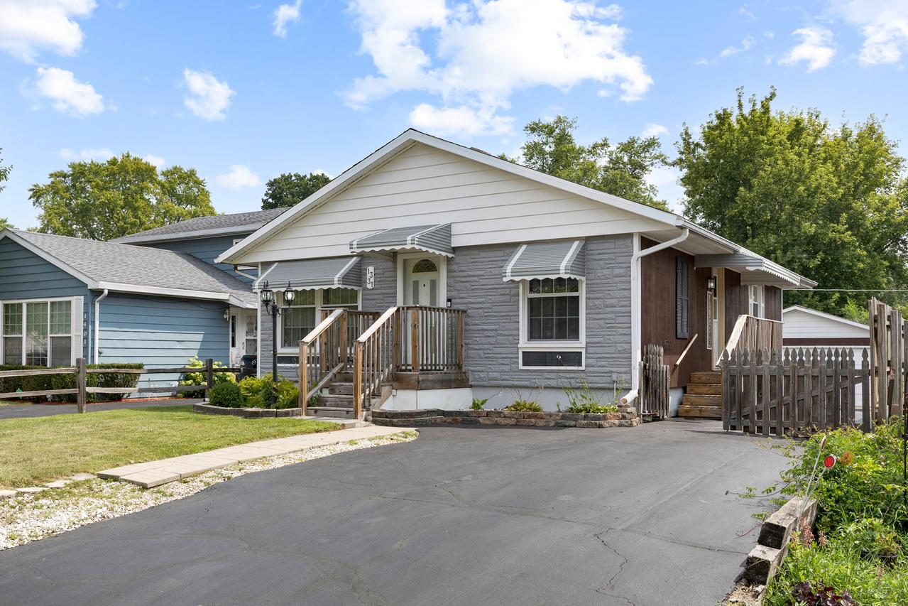 1331 Elm Ave., Round Lake Beach, IL 60073