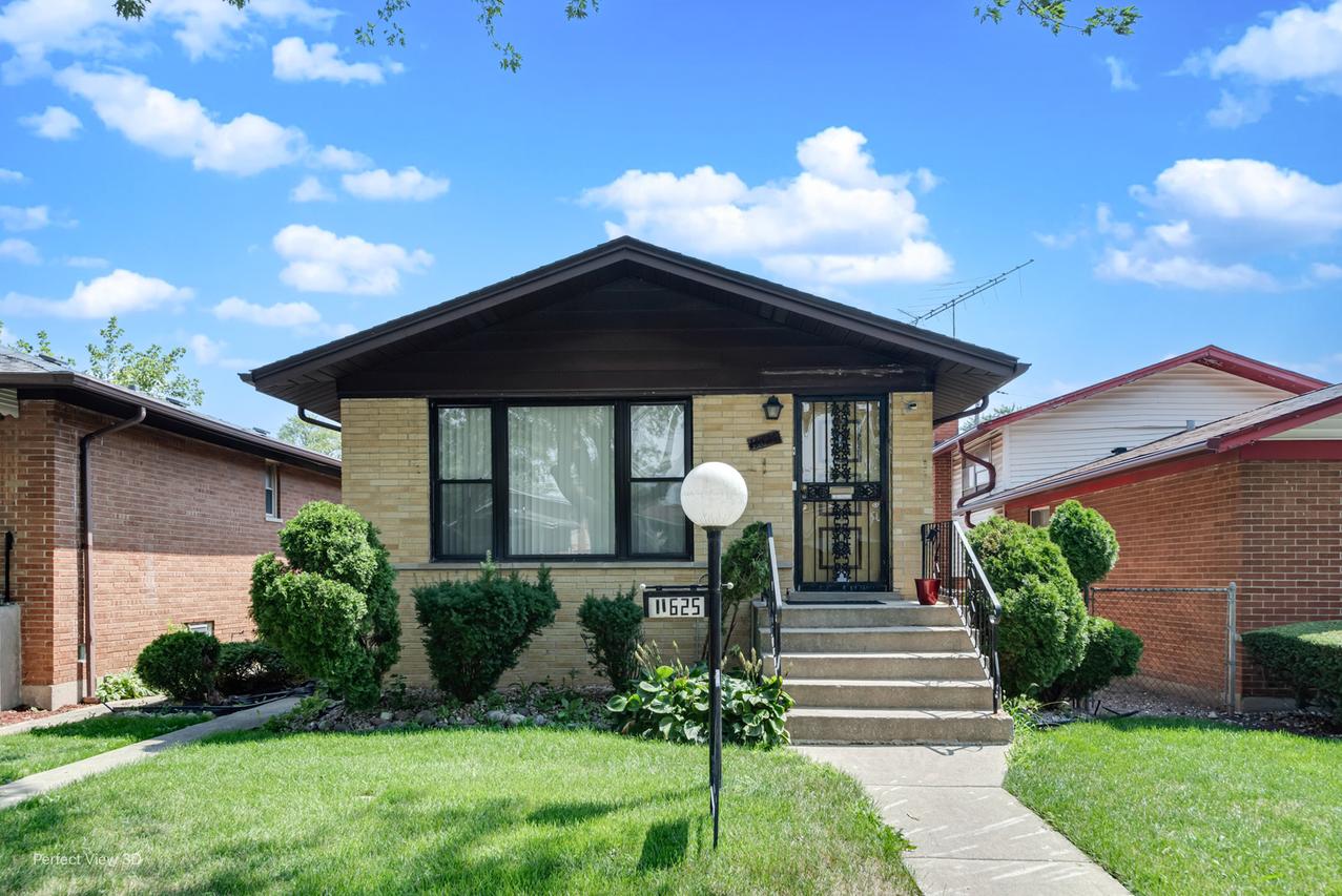 11625 S Laflin St., Chicago, IL 60643