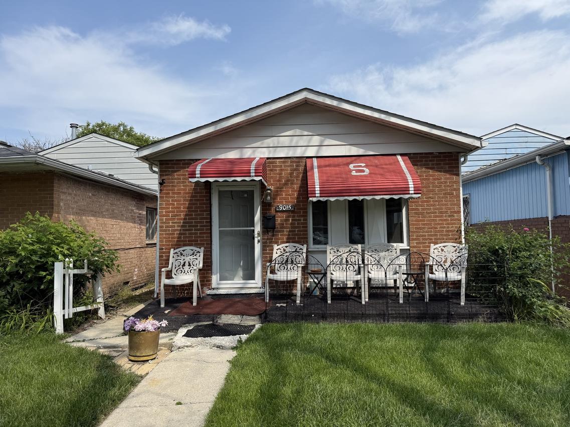 9015 S Morgan St., Chicago, IL 60620