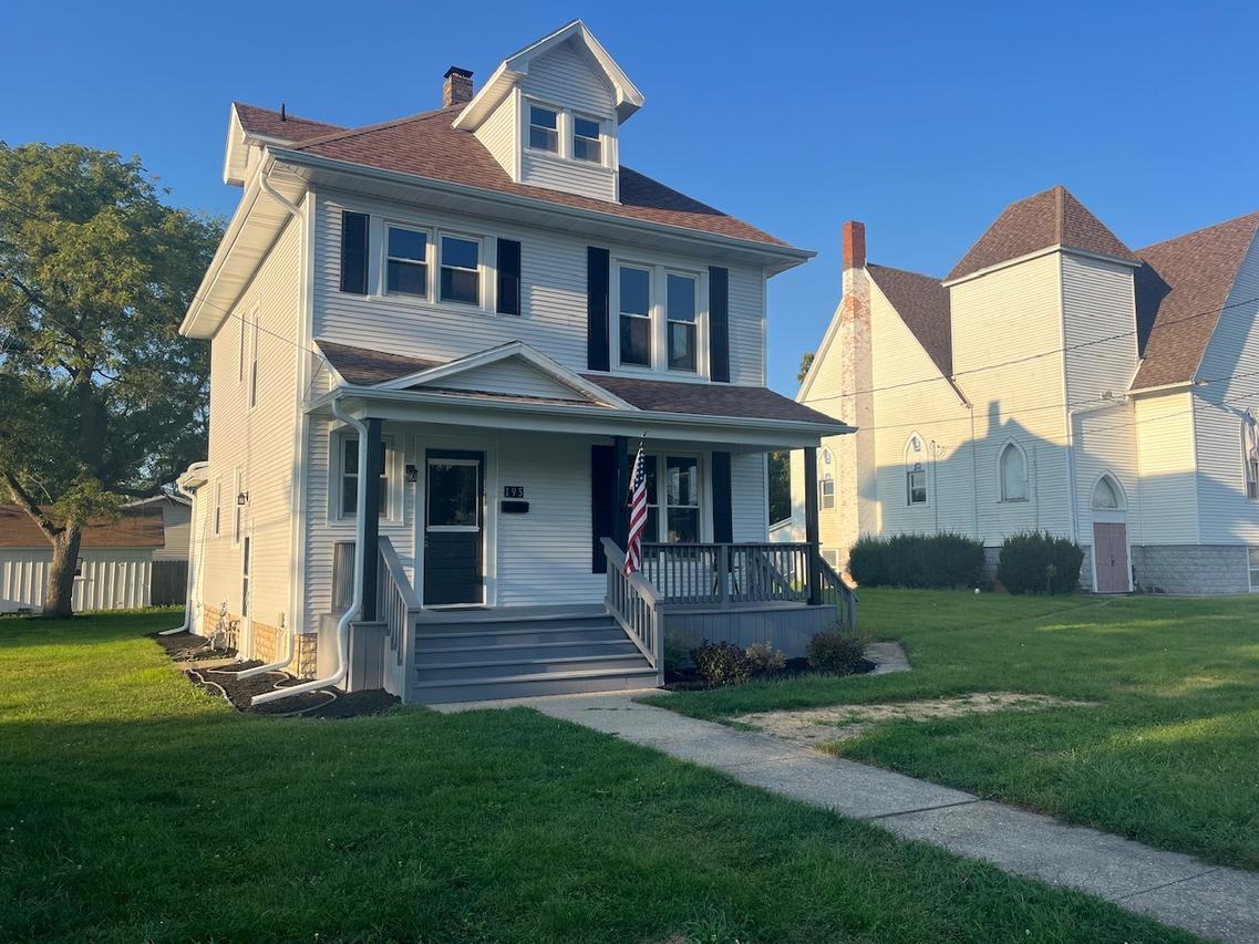 195 W 3rd Ave., Clifton, IL 60927