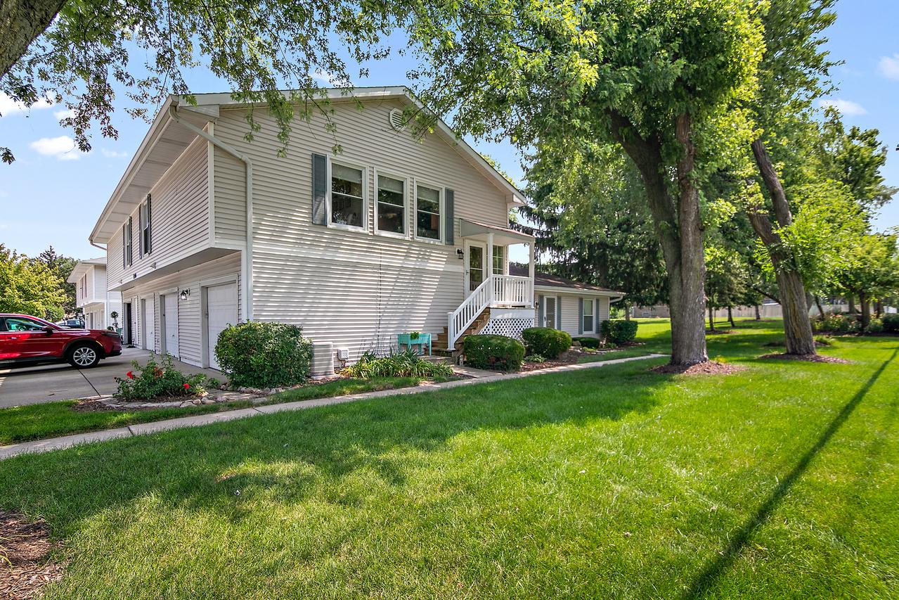 5349 Crescent Ln. #A, Oak Forest, IL 60452