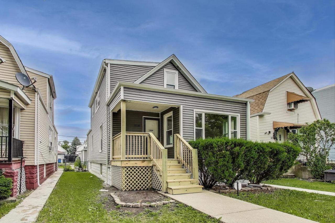 5735 S Fairfield Ave., Chicago, IL 60629