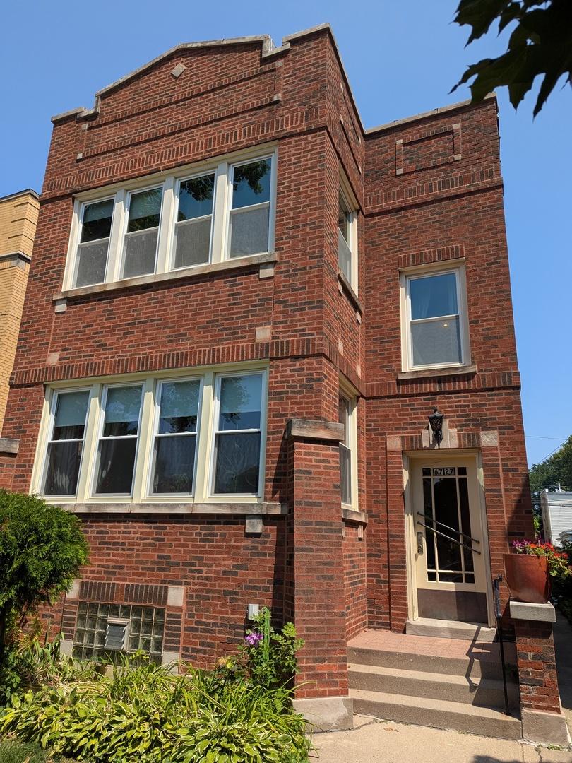 6727 N Maplewood Ave., Chicago, IL 60645