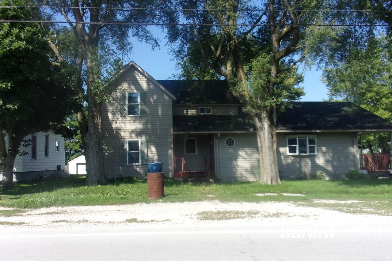 405 N Raub Ave., Donovan, IL 60931