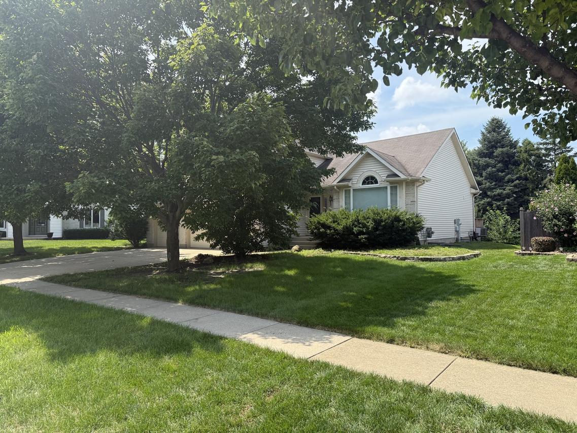 1715 Pembrook Ct., Plainfield, IL 60586
