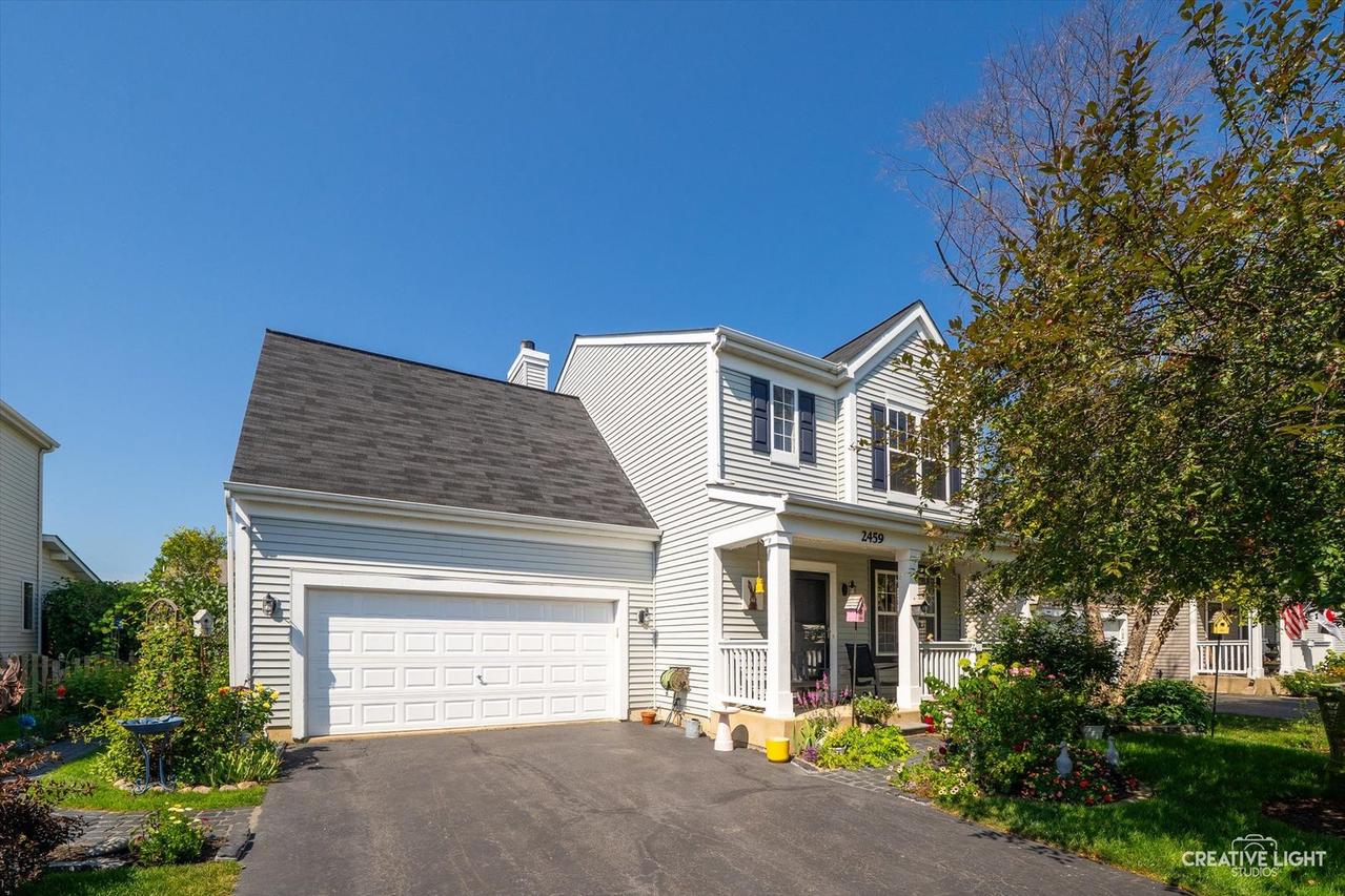 2459 Montclair Ln., Montgomery, IL 60538