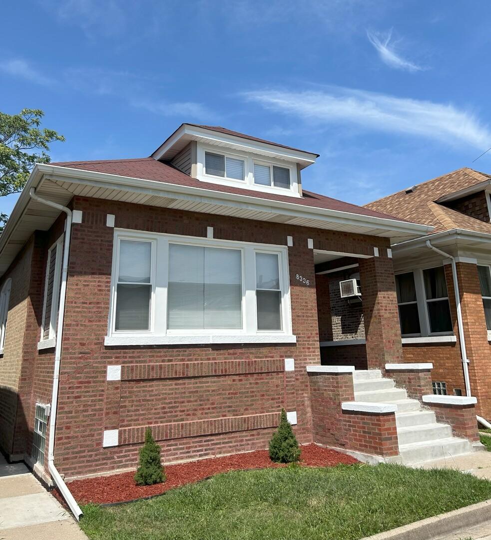 8336 S Elizabeth St., Chicago, IL 60620
