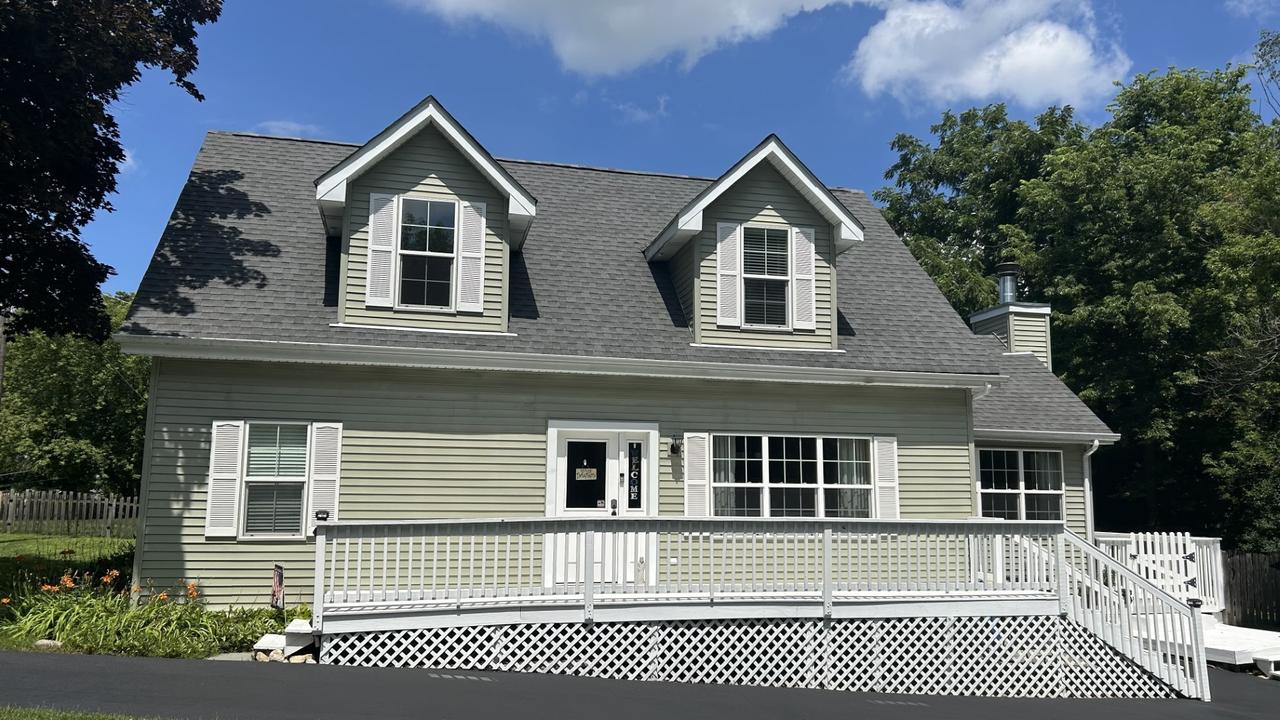40431 N Fairview St., Antioch, IL 60002