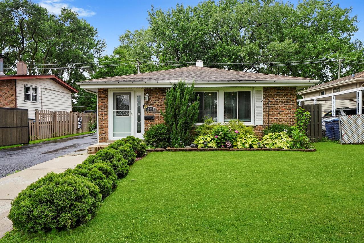 11804 S Joalyce Dr., Alsip, IL 60803