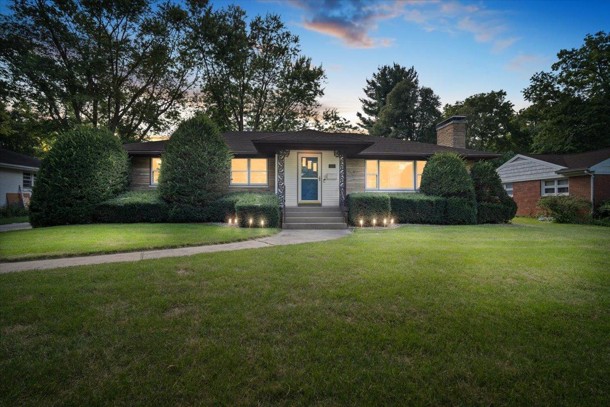 111 N Adelaide St., Normal, IL 61761