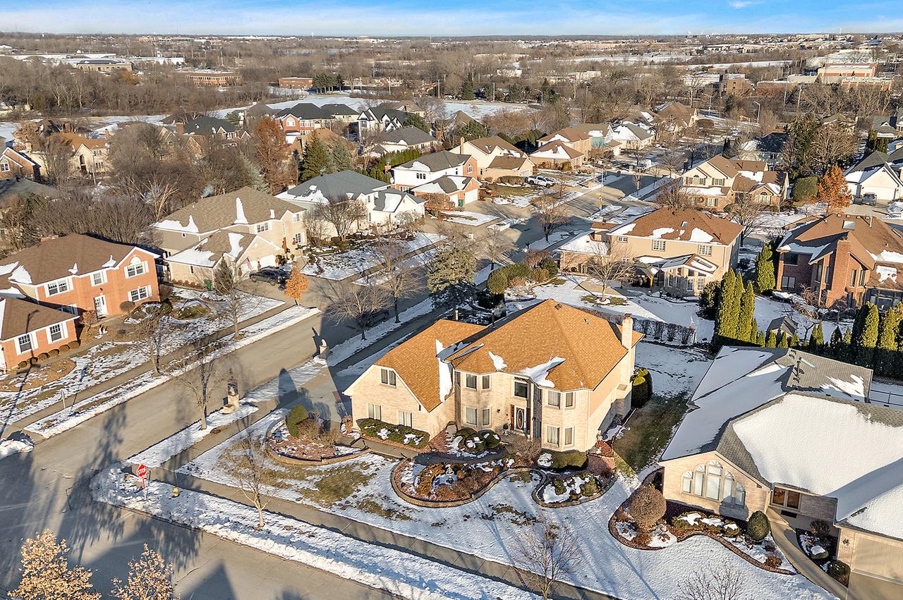 16221 Kingsport Rd., Orland Park, IL 60467