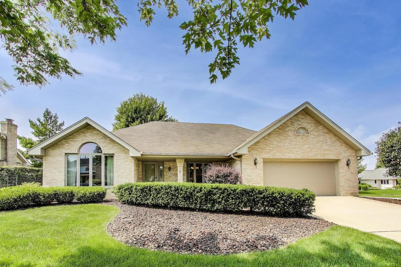 17558 Sean Dr., Orland Park, IL 60467