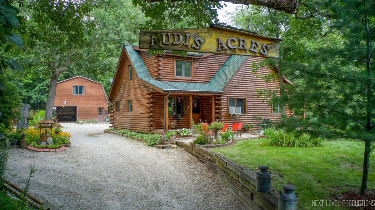 4002 E 1950th Rd., Sheridan, IL 60551