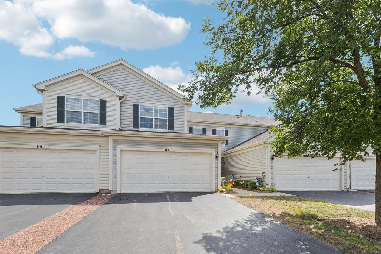 663 W Jonathan Dr., Round Lake, IL 60073