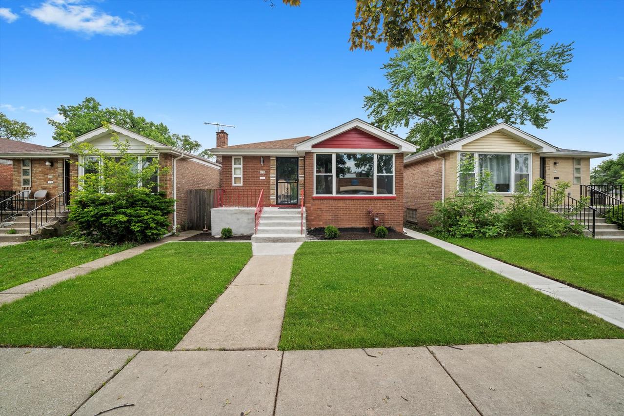 1723 W 75th Pl., Chicago, IL 60620