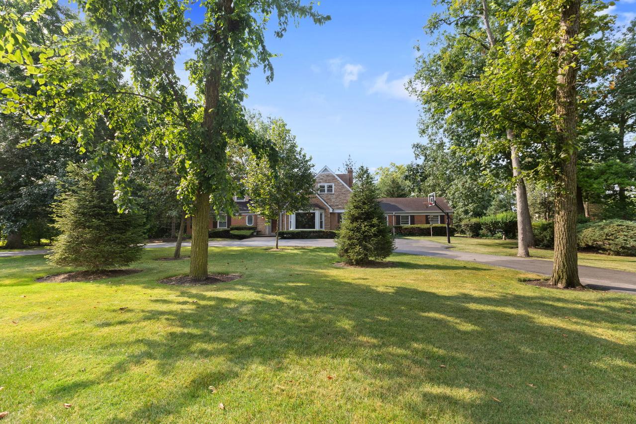 1011 Central Rd., Glenview, IL 60025
