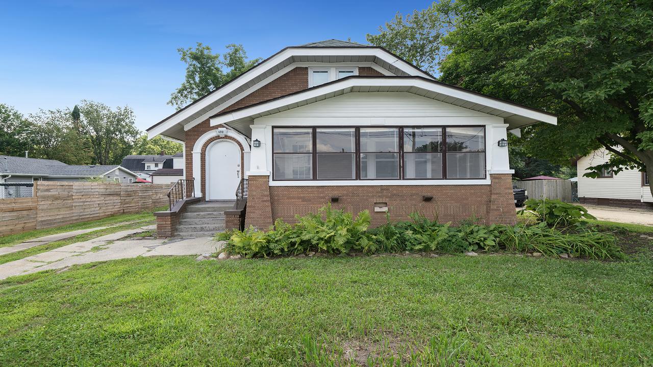 4210 W State St., Rockford, IL 61102