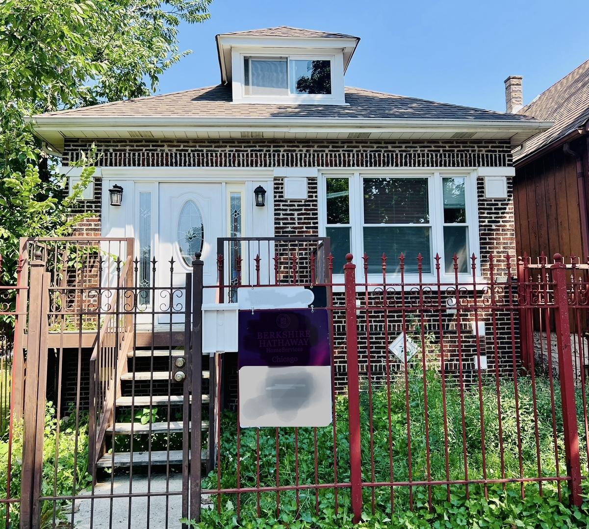 5121 S Trumbull Ave., Chicago, IL 60632