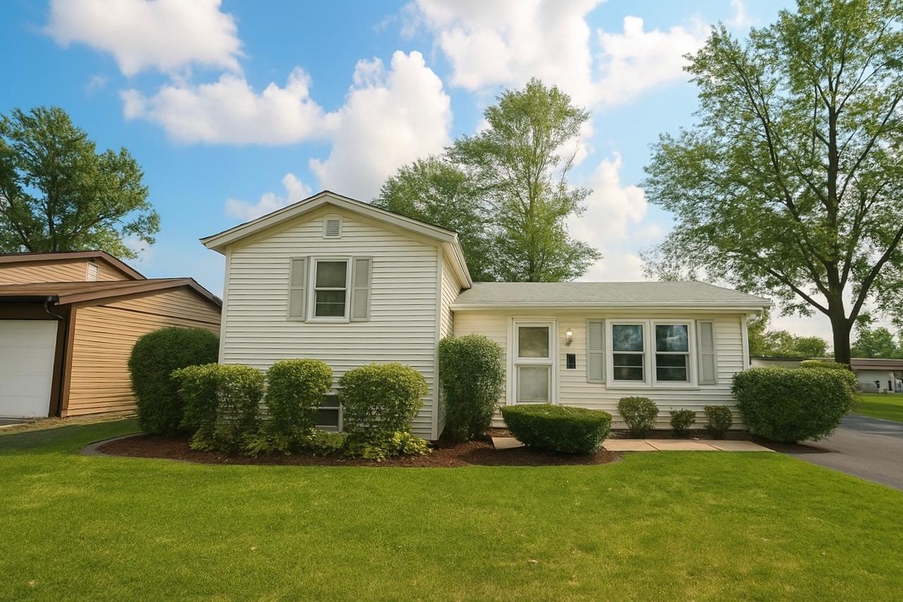 2222 Francine Ave., Joliet, IL 60436