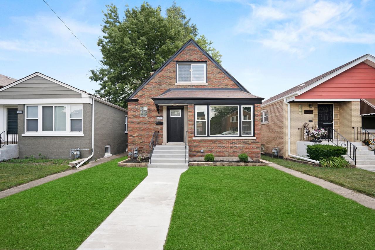 14319 S Wentworth Ave., Riverdale, IL 60827