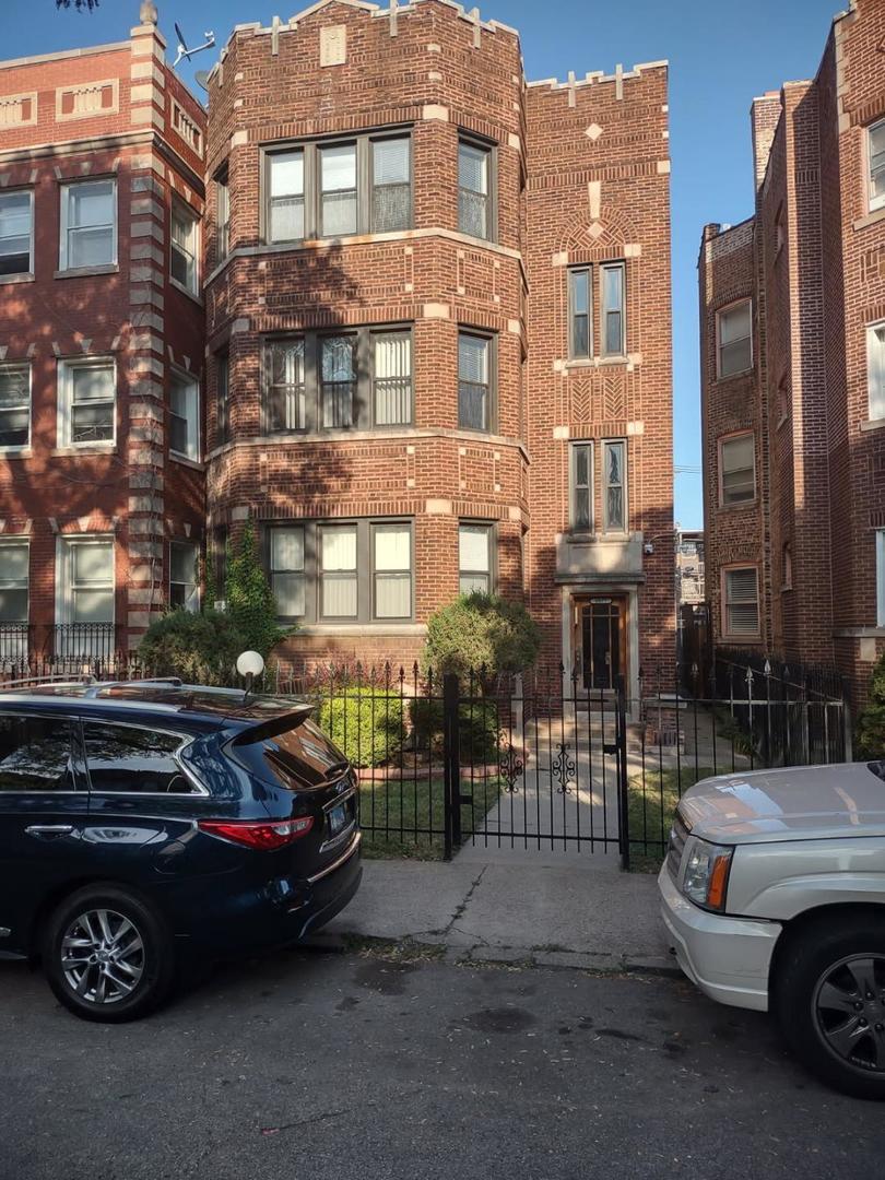 8037 S Champlain Ave., Chicago, IL 60619