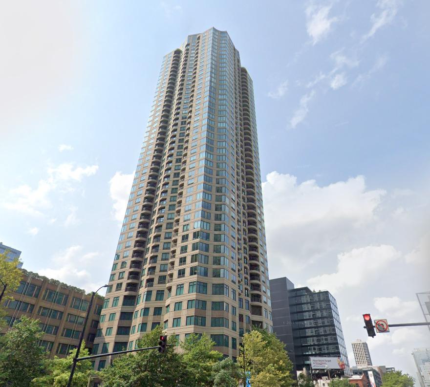 400 N Lasalle St. #2207, Chicago, IL 60654