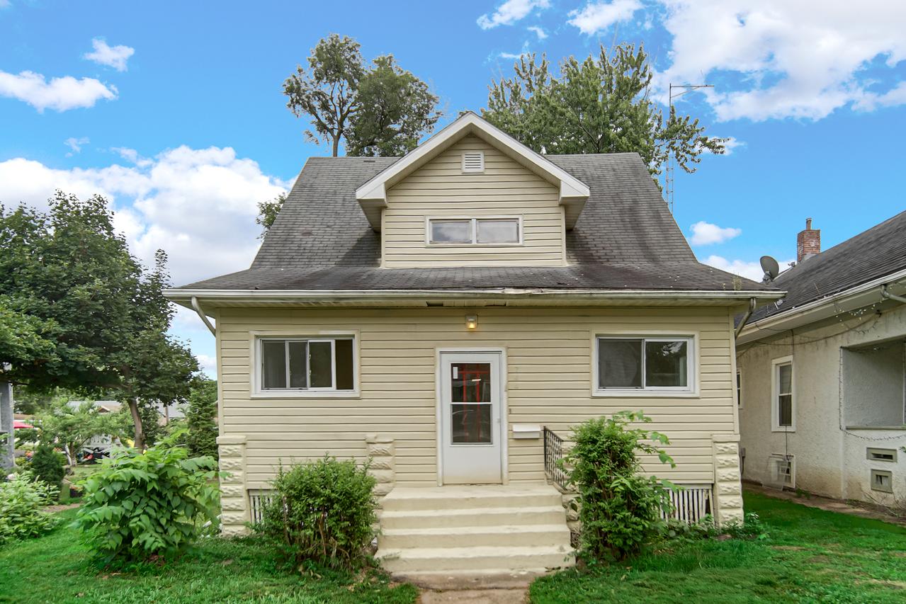 744 S Elm Ave., Kankakee, IL 60901
