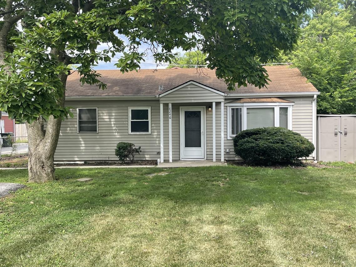 18246 Martin Ave., Homewood, IL 60430