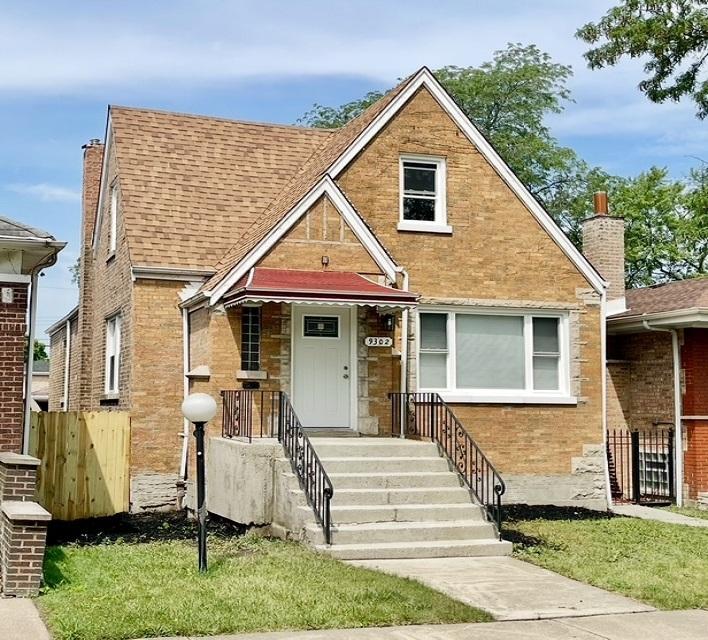 9302 S Eberhart Ave., Chicago, IL 60619