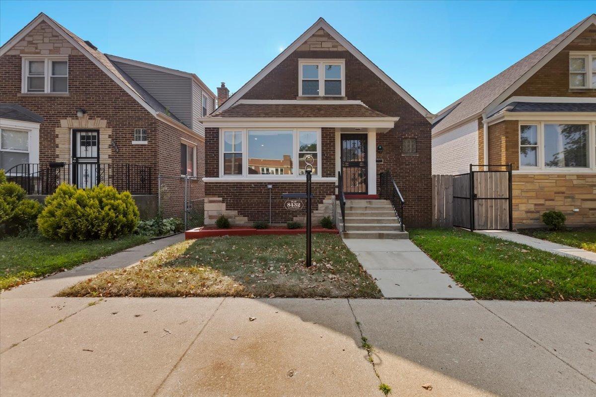 8432 S Yates Blvd., Chicago, IL 60617