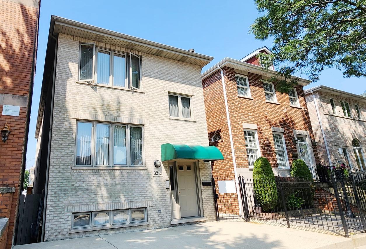 3212 S Union Ave., Chicago, IL 60616