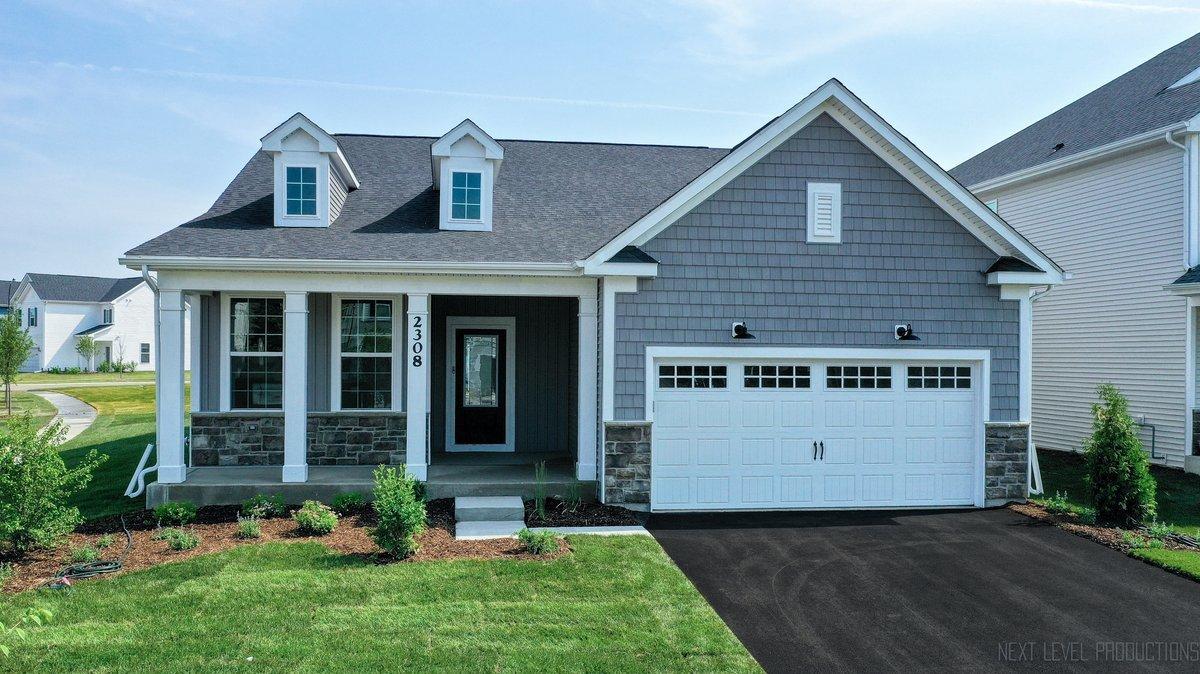 2308 Lawlor Ln., Naperville, IL 60564
