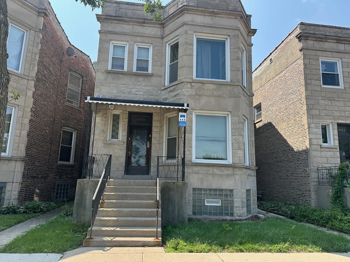 4119 W Harrison St., Chicago, IL 60624