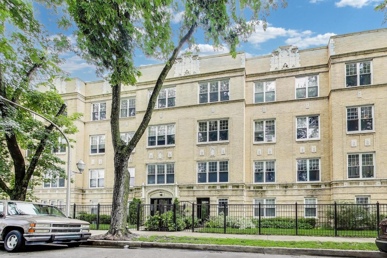 1908 W Chase Ave. #103, Chicago, IL 60626