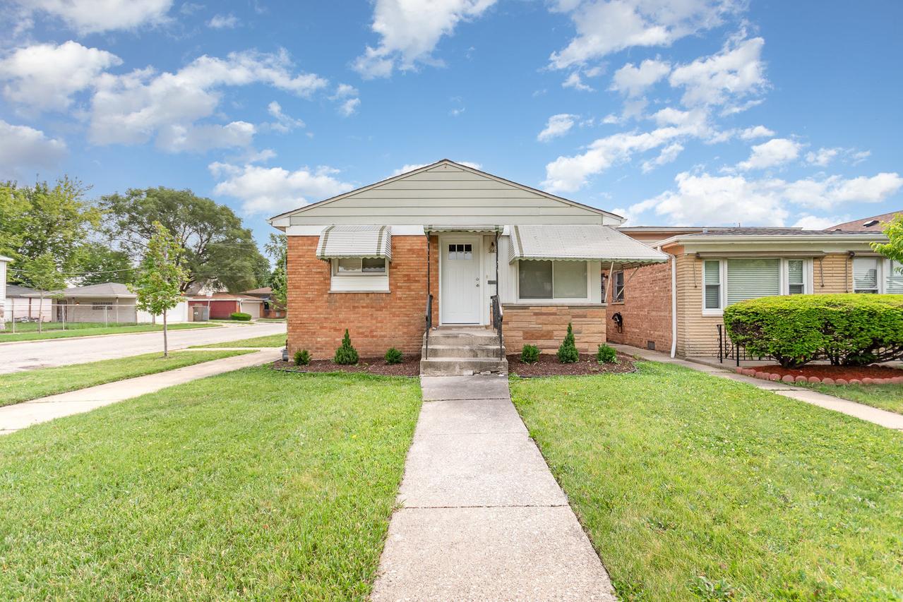 [Address Hidden by Seller], Chicago, IL 60628