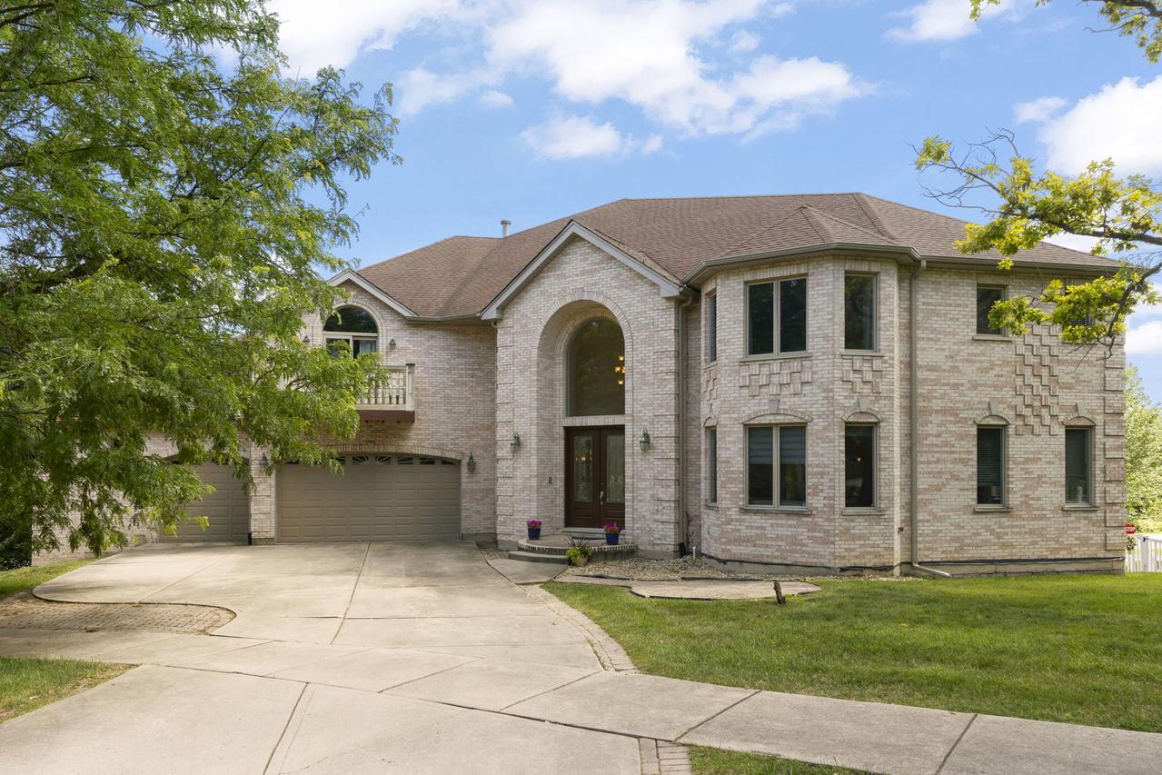 2308 Fleetwood Ct., Naperville, IL 60565